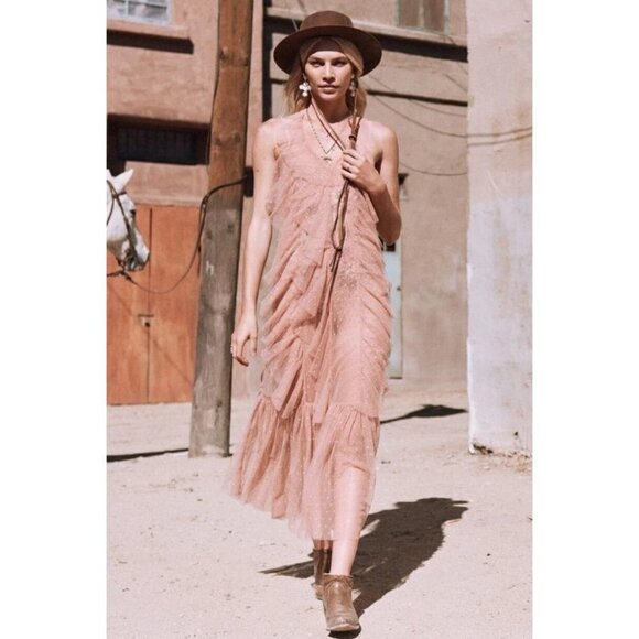 💕SPELL & THE GYPSY💕 Rosa Bodysuit Blush Medium M NWT - Picture 9 of 16